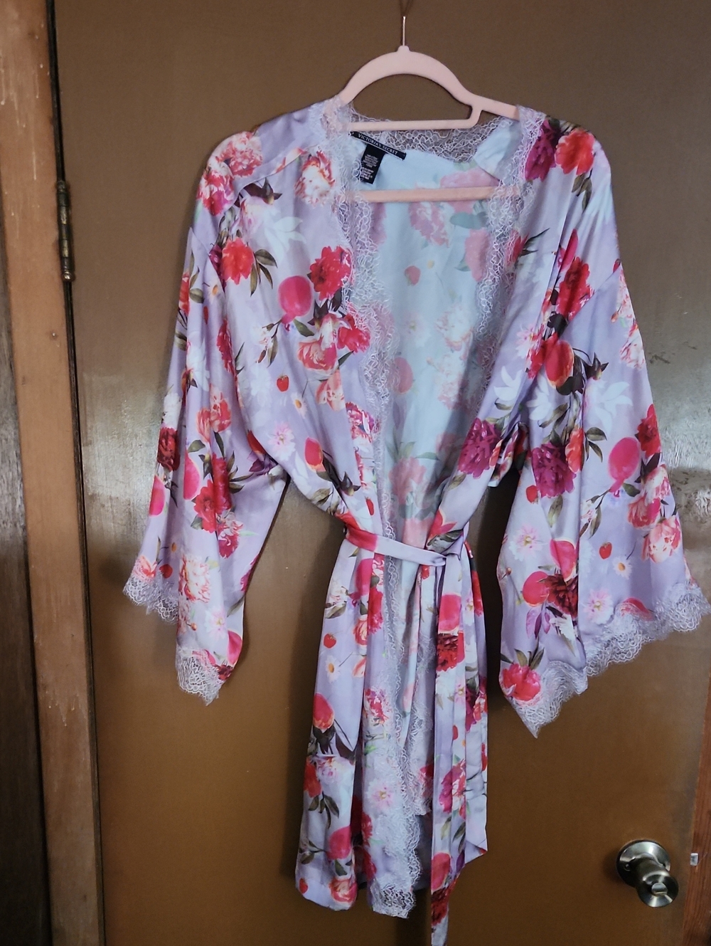Victoria's Secret Lavender Floral Satin Robe with Pink & Red Blossoms